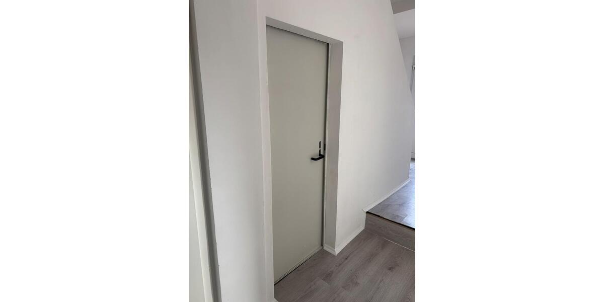 Reihenhaus Dortmund Eving - 5.5 Zimmer, 120 m&sup2;, 1.900&euro; | Angebot:26025197