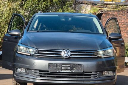 VW Touran 181.236 km 12.499 € Lünen 44532