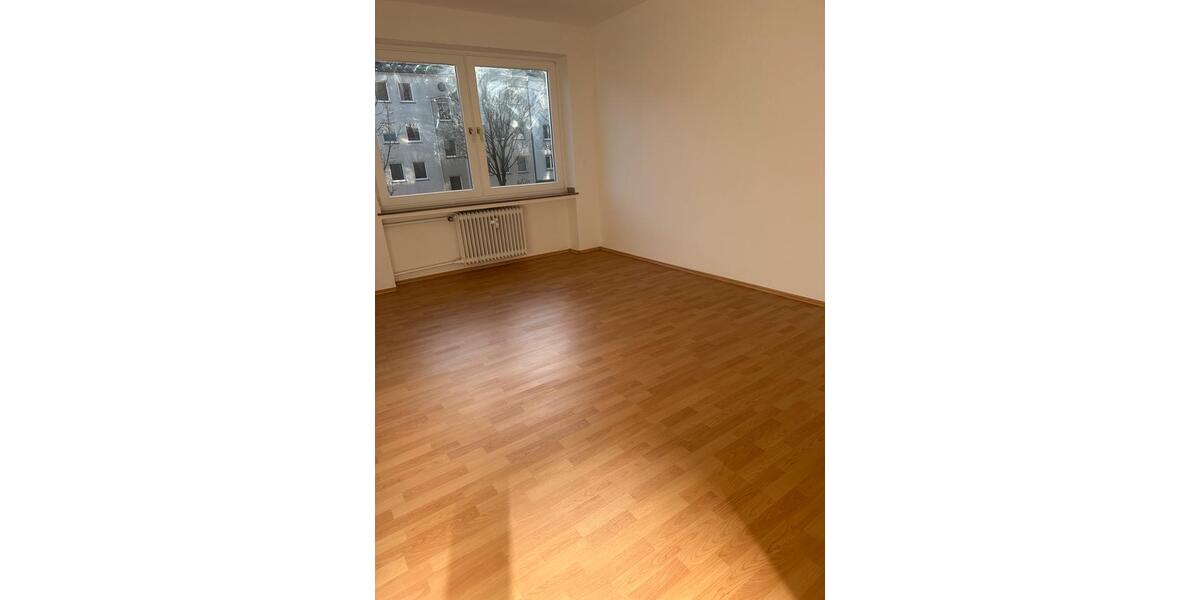 Etagenwohnung Dortmund Gartenstadt - 3 Zimmer, 82 m&sup2;, 999&euro; | Angebot:26322717