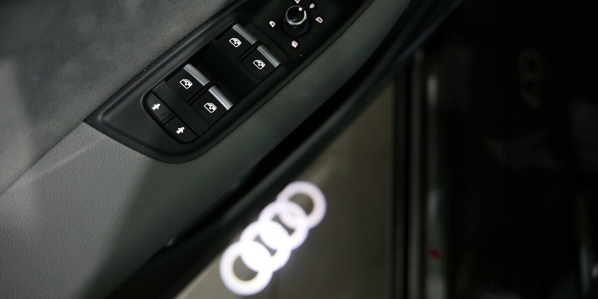 Audi Q7 3.0 TDI Q S-LINE SPORT BLACK / 7-SITZER / TOP 129.000 km 33.444 &euro; Hamm 59077