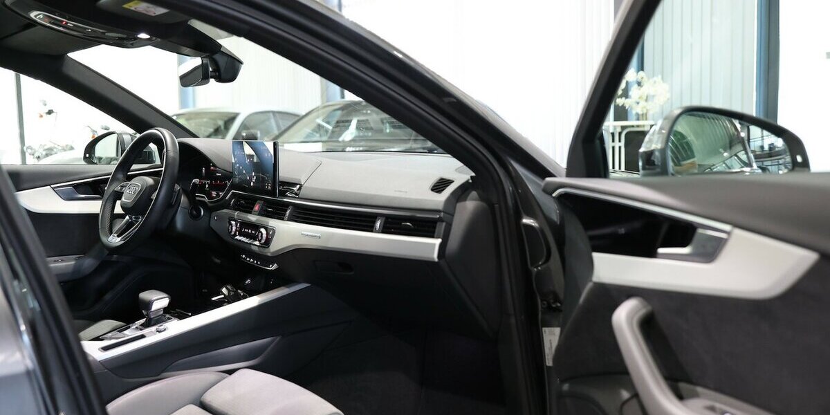 Audi A4 Avant 40 TFSI QUATTRO S-LINE SPORT BLACK TOP 113.000 km 26.666 &euro; Hamm 59077