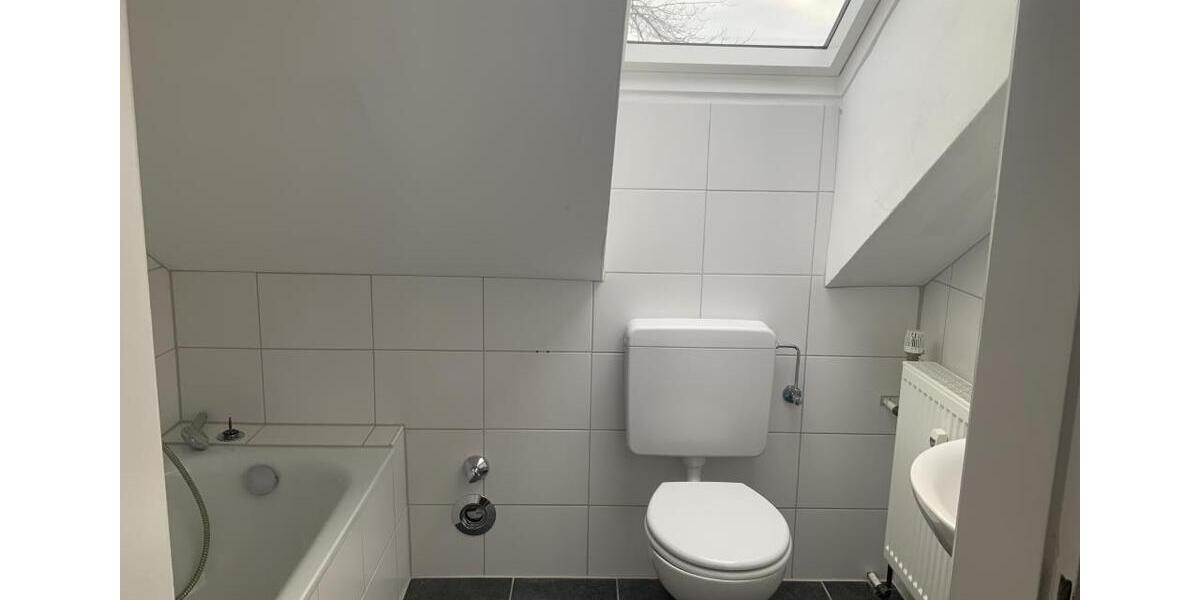 1,5 -Zimmer-Wohnung in Werl - Bad mit Fenster - kl. Küche 1 zimmer