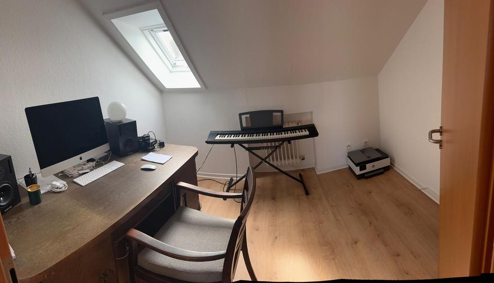 Dachgeschoßwohnung Fröndenberg (Ruhr) - 3.5 Zimmer, 90 m&sup2;, 670&euro; | Angebot:26356488