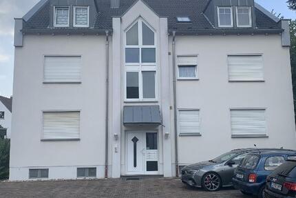 2-Zimmer-Dachgeschosswohnung mit Loggia zimmer