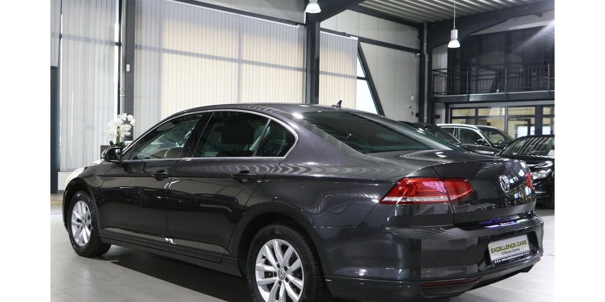VW Passat 1.4 TSI Comfortline NAVI-DM+APPLE+ANDROID 159.000 km 13.111 &euro; Hamm 59077