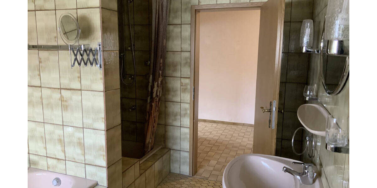 Mehrfamilienhaus, Wohnhaus Hamm Bockum-Hövel - 7 Zimmer, 207 m&sup2;, 399.000&euro; | Angebot:22450129