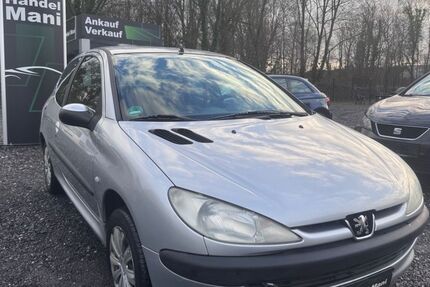 Peugeot 206 172.000 km 1.990 &euro; Unna 59423