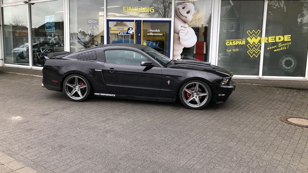 Ford Mustang 120.000 km 19.500 &euro; Beckum 59269