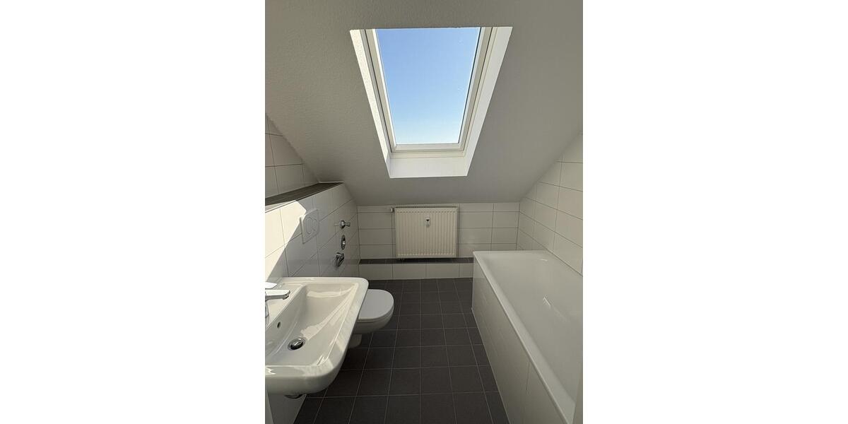 Dachgeschoßwohnung Dortmund Eving - 2.5 Zimmer, 55 m&sup2;, 469&euro; | Angebot:26339520