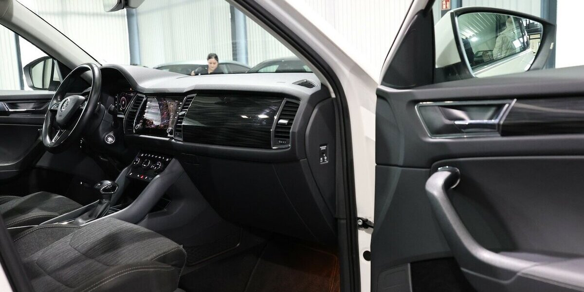 Skoda Kodiaq 2.0 TDI DSG STYLE / VIRTUAL-COCKPIT, LED 190.000 km 18.444 &euro; Hamm 59077