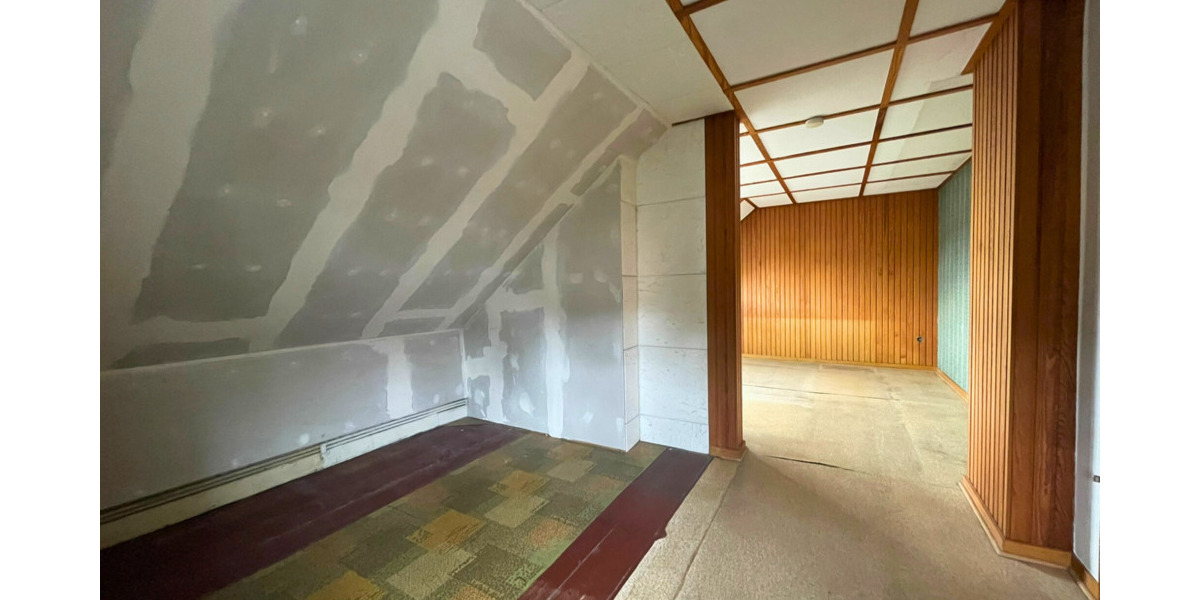 Doppelhaushälfte Menden (Sauerland) Mitte - 7 Zimmer, 122 m&sup2;, 229.000&euro; | Angebot:24234496