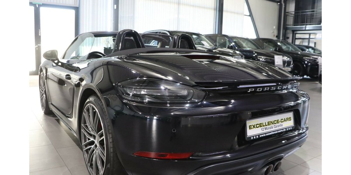 Porsche Boxster 718 S SPORT-CHRONO-PLUS / BOSE / 20-ZOLL 55.000 km 59.911 € Hamm 59077