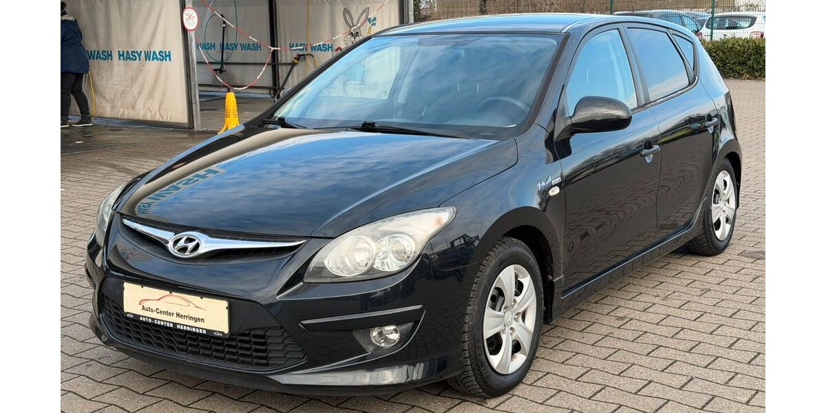 Hyundai i30 206.000 km 1.990 &euro; Hamm 59067
