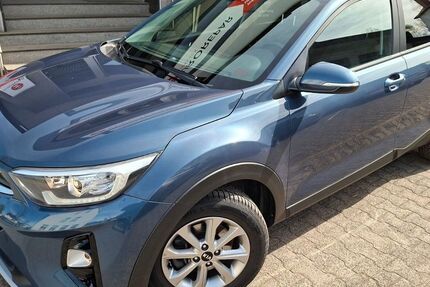 Kia Stonic 98.116 km 10.999 &euro; Lippetal 59510