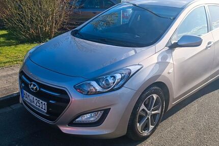 Hyundai i30 280.000 km 5.500 &euro; Hamm 59077