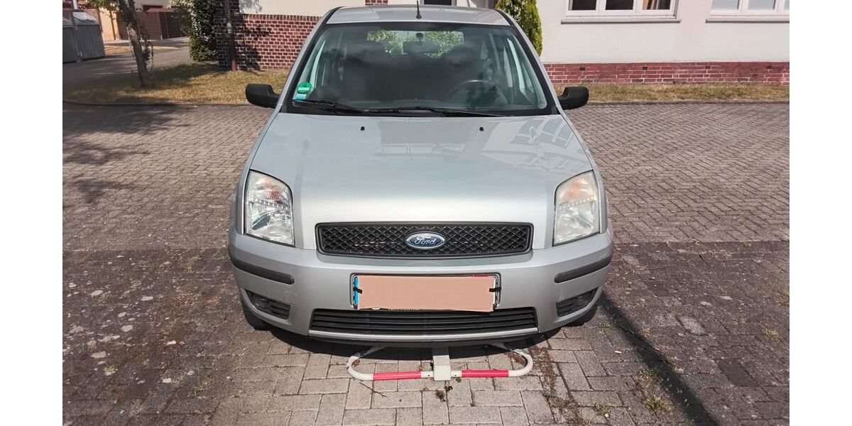 Ford Fusion 65.182 km 3.250 &euro; Hamm 59065