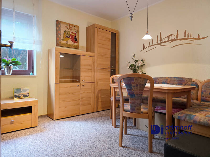 Gartenparadies zur Alleinnutzung gesucht? Plus ca. 64 m² Raum zur Entfaltung im Keller 4 zimmer