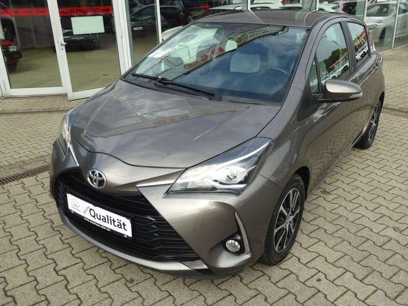 Toyota Yaris 23.081 km 12.650 € Iserlohn 58638