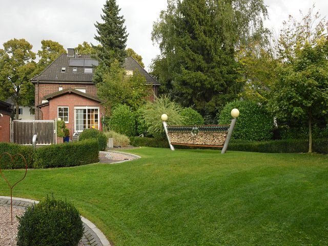 gepflegtes Mehrfamilienhaus in TOP-Lage | sehr schöner, großer Garten | beste Wohnlage in Hamm-Heessen