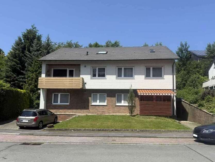 Haus zum Kaufen in Arnsberg 298.000 € 204 m²