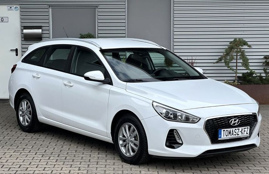 Hyundai i30 234.675 km 7.399 € Hamm 59075