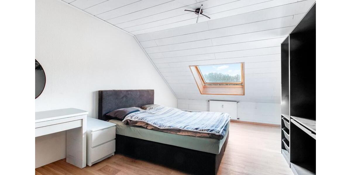 Dachgeschoßwohnung Lünen Alstedde - 2 Zimmer, 83 m&sup2;, 700&euro; | Angebot:26331598