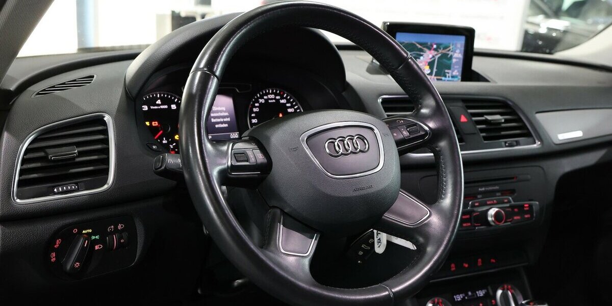 Audi Q3 2.0 TFSI QUATTRO SPORT / NAVI+KAMERA / ALLRAD 97.000 km 14.511 &euro; Hamm 59077