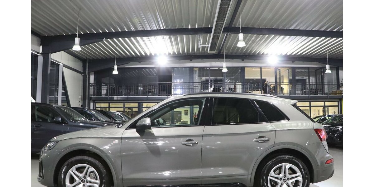 Audi Q5 40 TDI QUATTRO S-LINE SPORT BLACK+ / SCHÖN 146.000 km 32.222 &euro; Hamm 59077