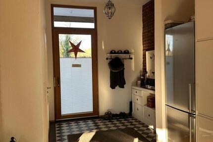 Schön & elegant wohnen am Schlosspark 3 Zimmer Wohnung 3 zimmer