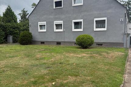 Haus Doppelhaushälfte Einfamilienhaus mit Garten