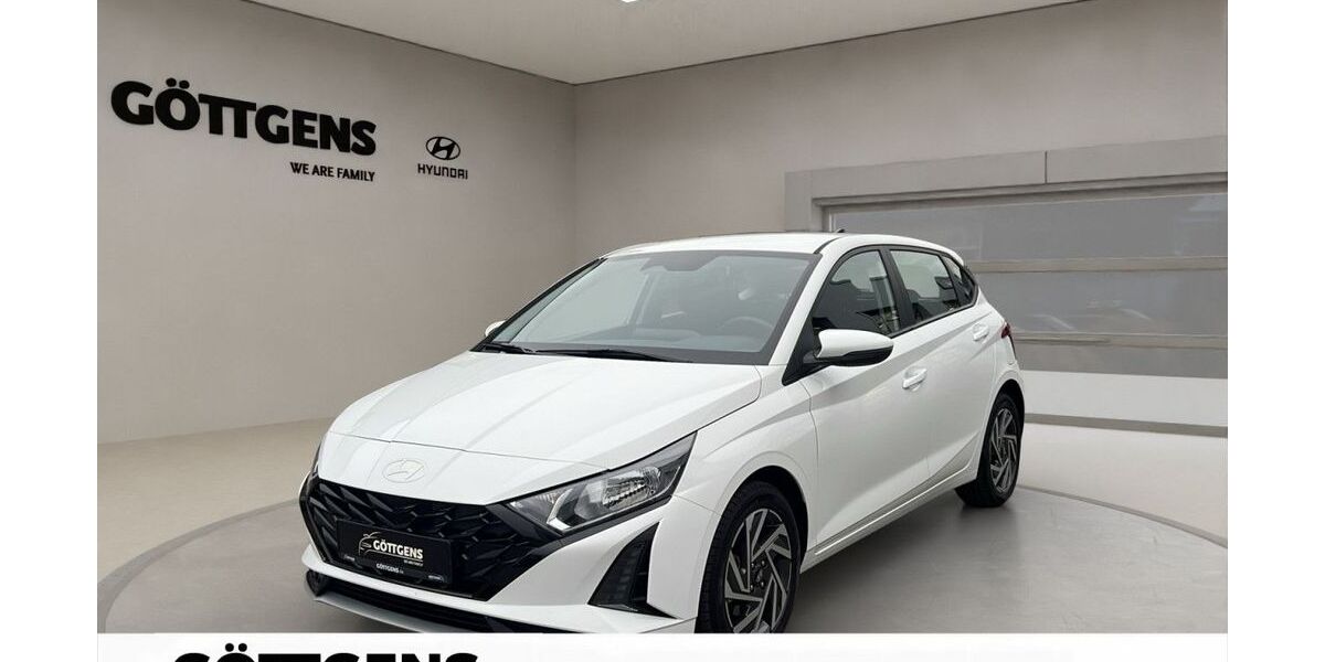 Hyundai i20 7.963 km 18.490 &euro; Soest 59494
