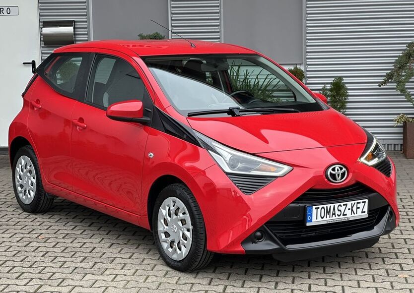 Toyota Aygo (X) 34.497 km 9.499 € Hamm 59075