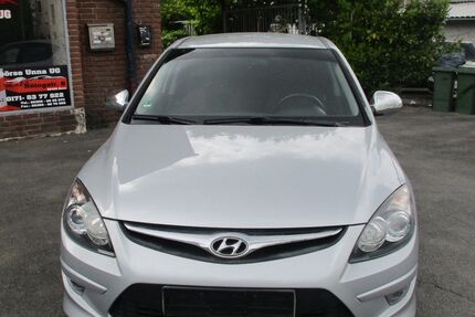 Hyundai i30 88.000 km 3.900 € Unna 59425