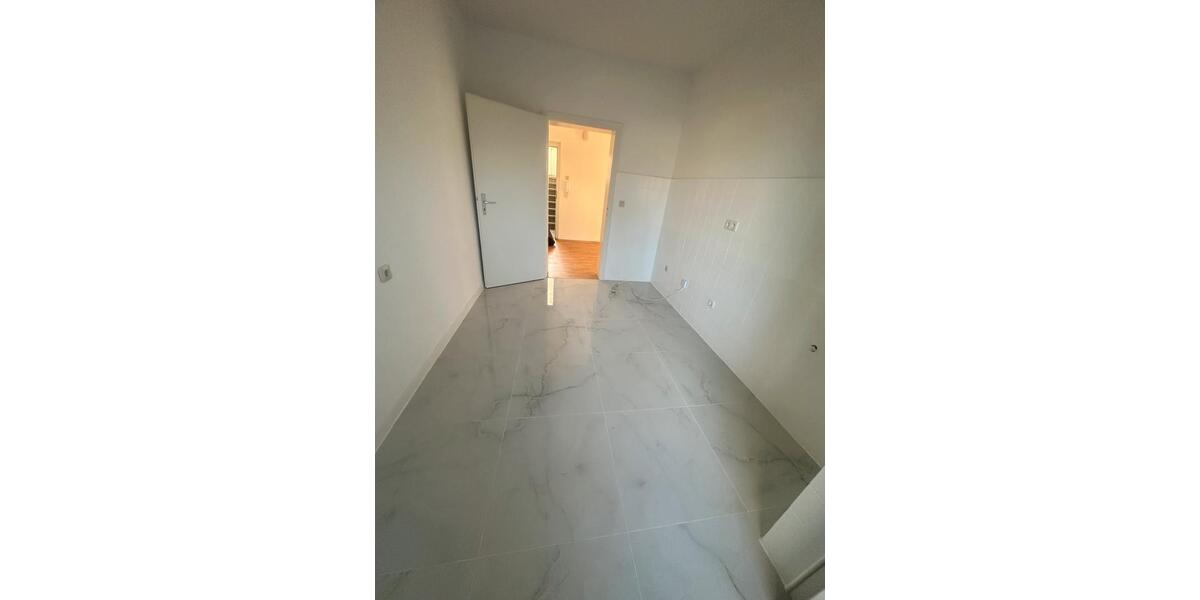 Etagenwohnung Dortmund Gartenstadt - 3 Zimmer, 82 m&sup2;, 999&euro; | Angebot:26322717