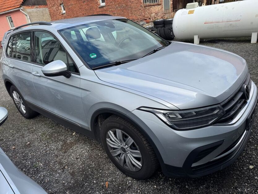 VW Tiguan 198.240 km 18.999 € Möhnesee-Körbecke 59519