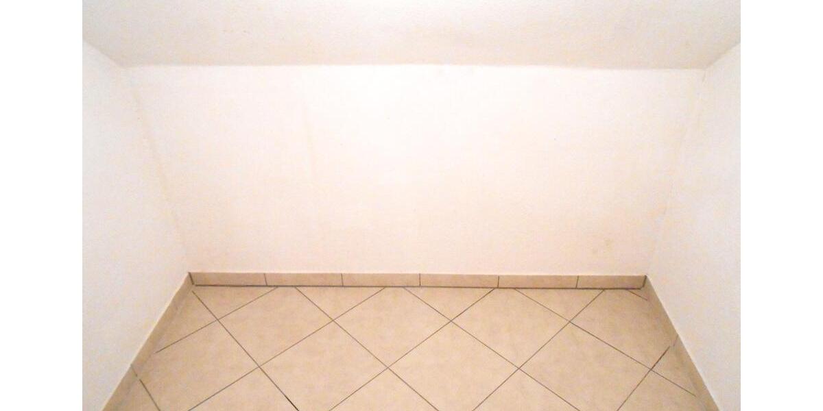 Großzügig geschnittene 3-Zimmer-Wohnung, zwei Ebenen, Balkon 3 zimmer