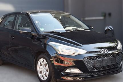 Hyundai i20 94.301 km 6.500 &euro; Hamm 59067