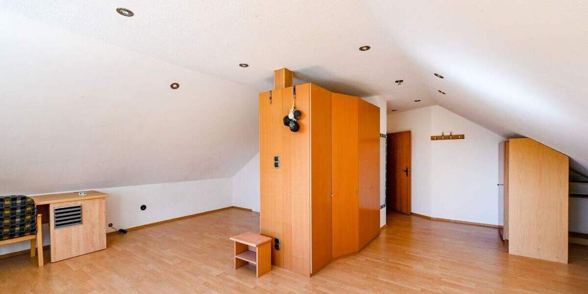 Doppelhaushälfte Hamm Bockum-Hövel - 6 Zimmer, 140 m&sup2;, 318.000&euro; | Angebot:25899189