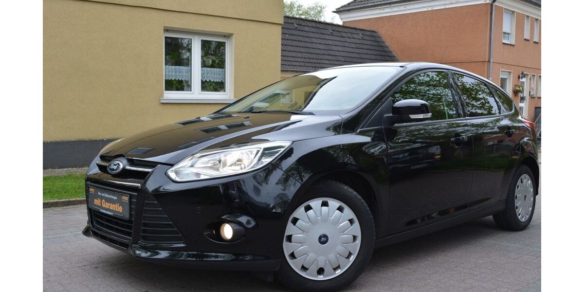 Ford Focus 65.000 km 6.990 &euro; Bergkamen 59192