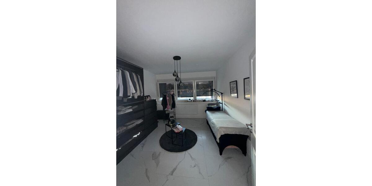Etagenwohnung Bergkamen - 3 Zimmer, 81 m&sup2;, 140.000&euro; | Angebot:27146048