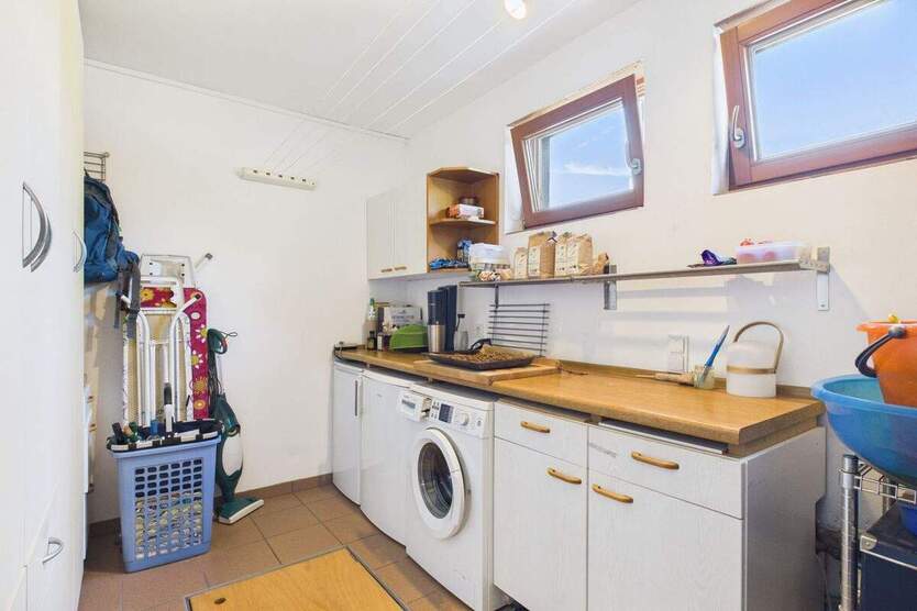 Energieeffiziente Doppelhaushälfte in ruhiger Lage - ideal für Familien 5 zimmer