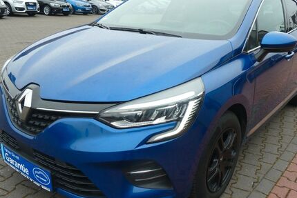 Renault Clio 128.000 km 11.200 &euro; Hamm 59073