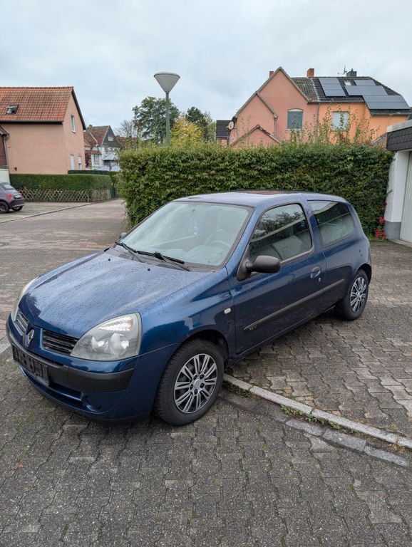 Renault Clio 150.000 km 1.500 € Bönen 59199