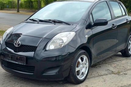 Toyota Yaris 131.000 km 2.999 &euro; Ahlen 59229