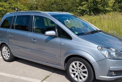 Opel Zafira 183.000 km 4.200 &euro; Beckum 59269