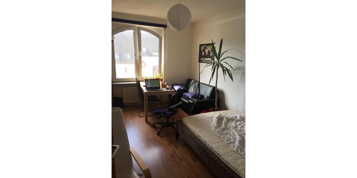 Etagenwohnung Dortmund Innenstadt Nord - 4 Zimmer, 90 m&sup2;, 1.260&euro; | Angebot:26317751
