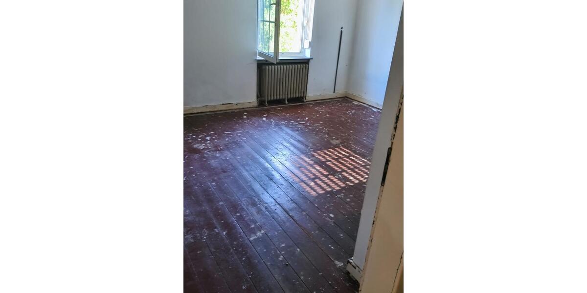 Einfamilienhaus Menden (Sauerland) - 7 Zimmer, 156 m&sup2;, 215.000&euro; | Angebot:27426515