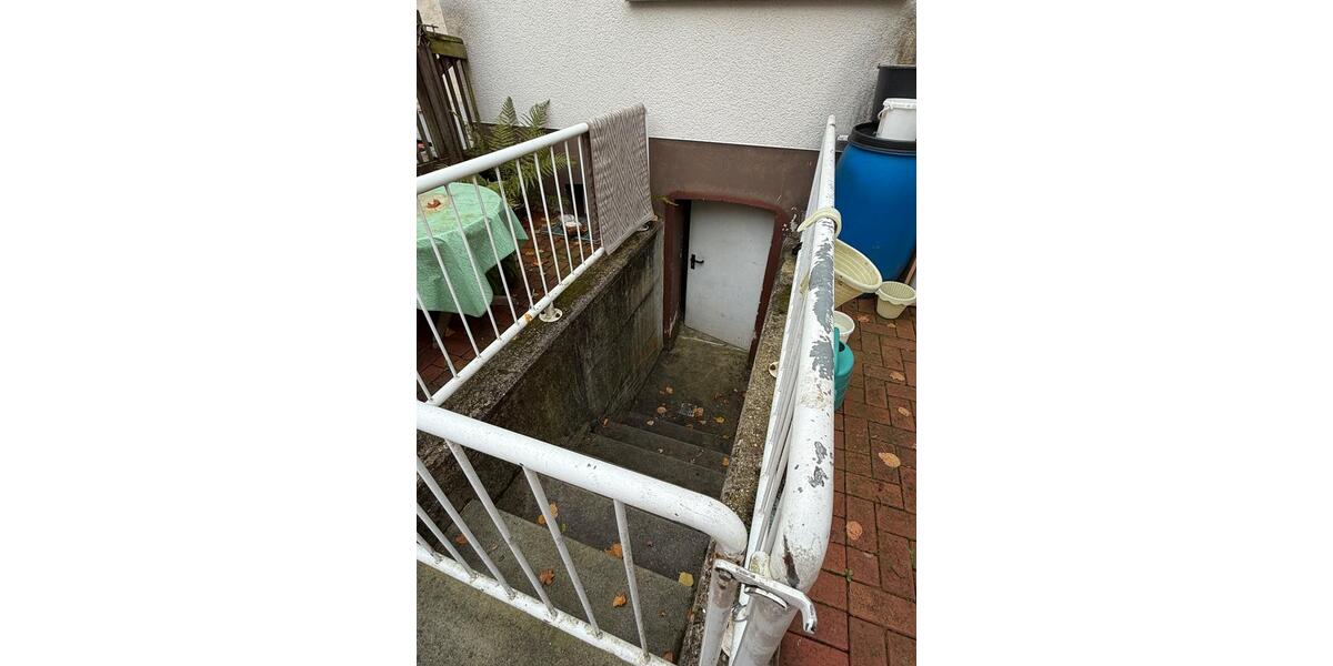 Reihenhaus Menden (Sauerland) - 6 Zimmer, 140 m&sup2;, 325.000&euro; | Angebot:24468870