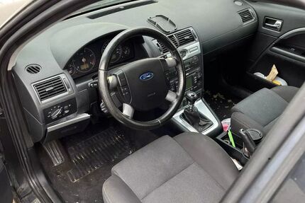 Ford Mondeo 256.000 km 3.480 &euro; Ahlen 59229