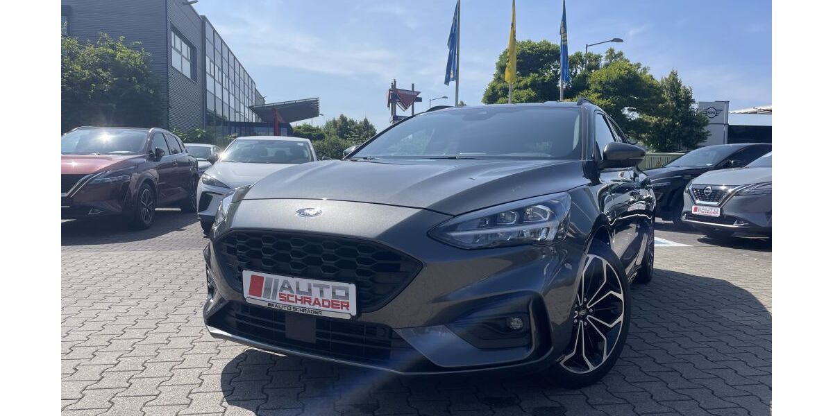 Ford Focus 58.158 km 17.590 &euro; Hamm 59067